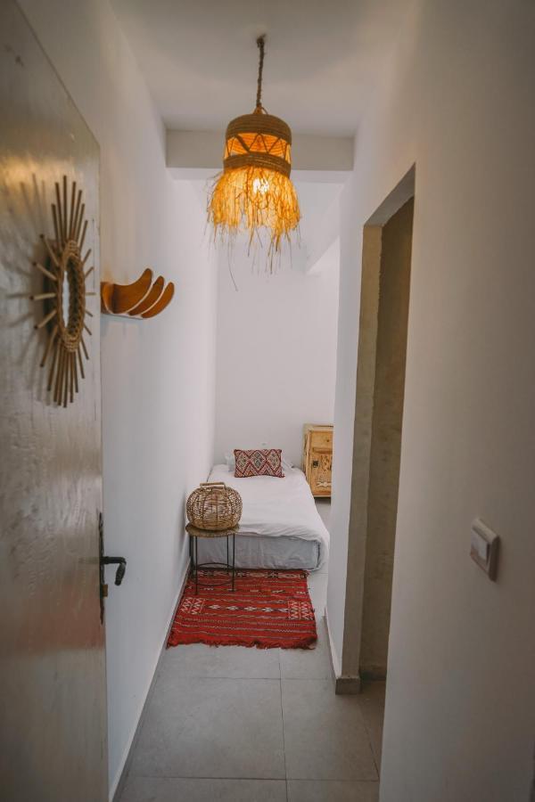 Blue Waves Surf House Hotel Agadir Exterior photo