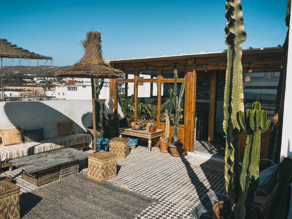 Blue Waves Surf House Hotel Agadir Exterior photo