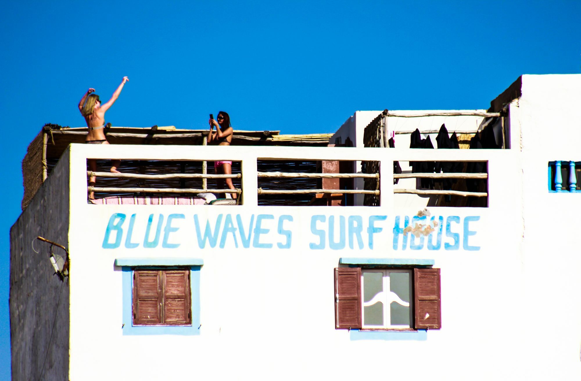 Blue Waves Surf House Hotel Agadir Exterior photo
